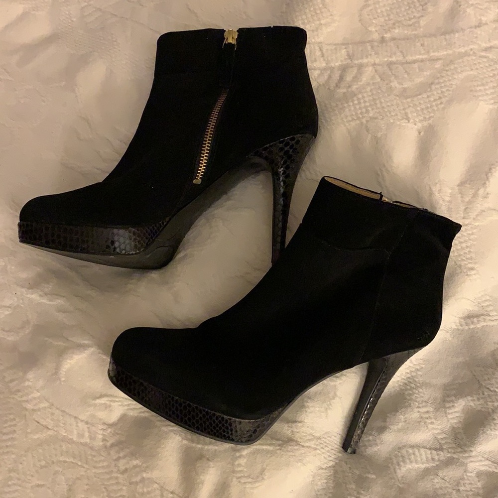 Nine West Esmeralda Black Suede/Reptile Platform Ankle Boots